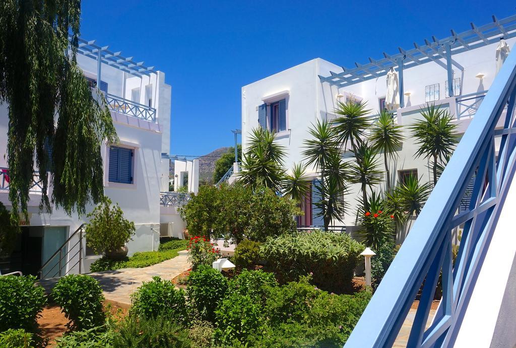 Cybele Apartments Makrýgialos Exteriör bild
